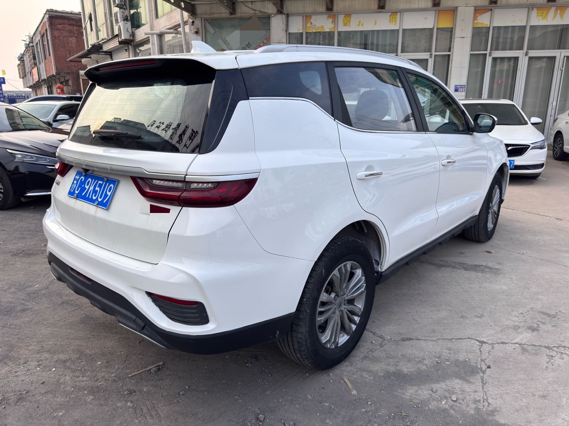 GEELY Vision X6 2021 immagine di auto #8