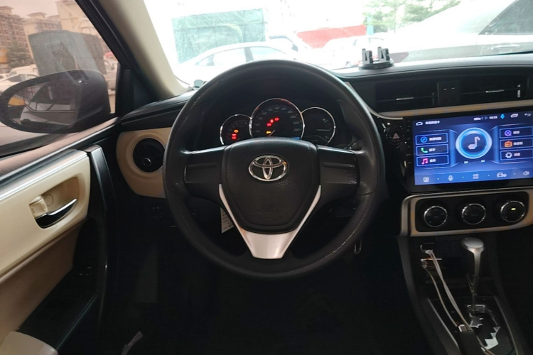 Toyota Corolla 2019 #11 Toyota Corolla 2019 car image #11