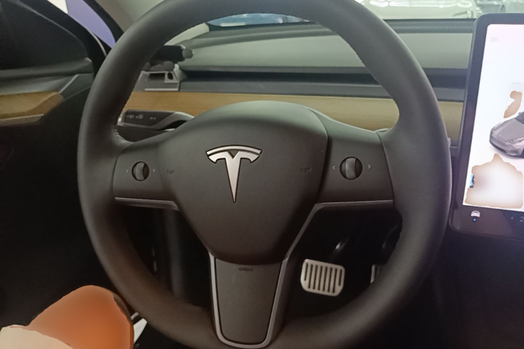 Tesla Model Y 2021 #11 Tesla Model Y 2021 car image #11