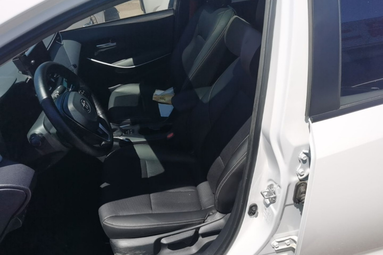 Toyota Corolla 2024 immagine di auto #15