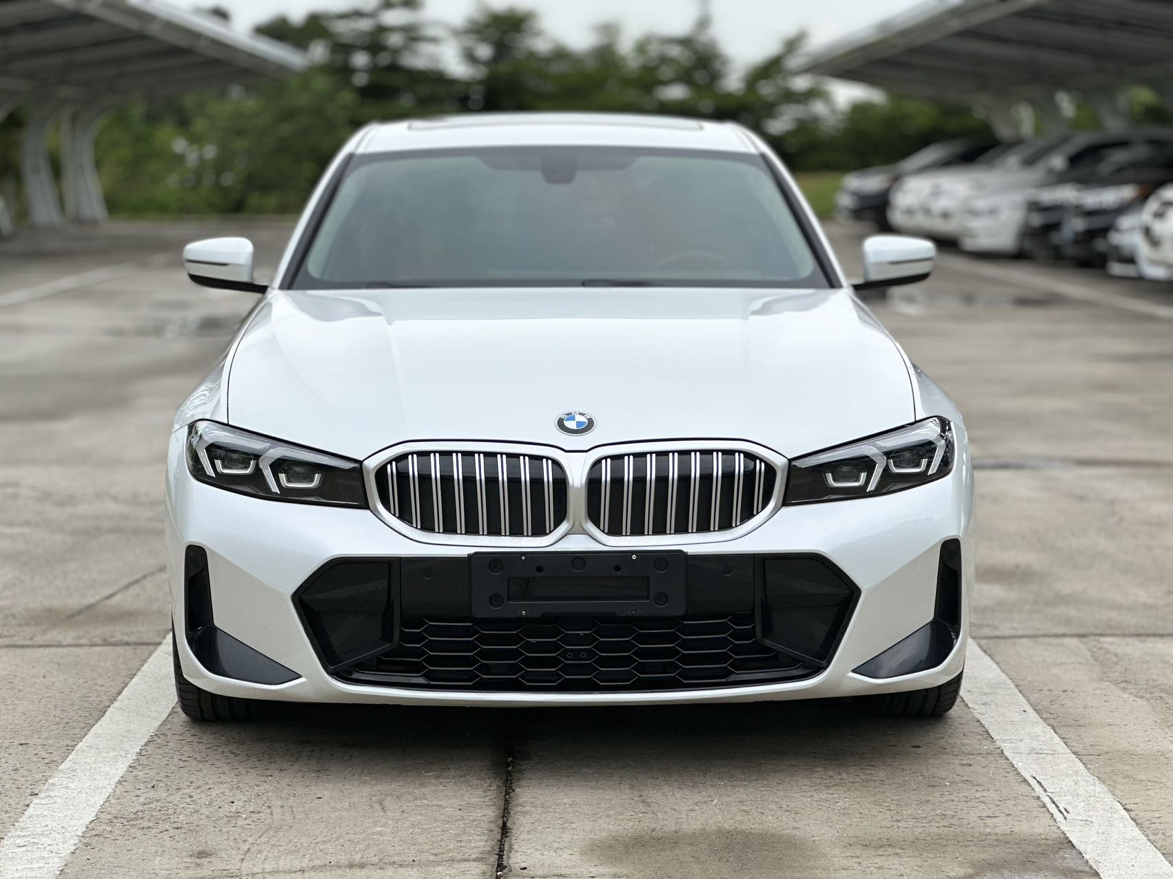 BMW 3 Series 2023 #2 BMW 3 Series 2023 car image #2