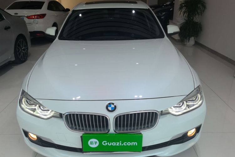 BMW 3 Series 2018 #3 BMW 3 Series 2018 car image #3