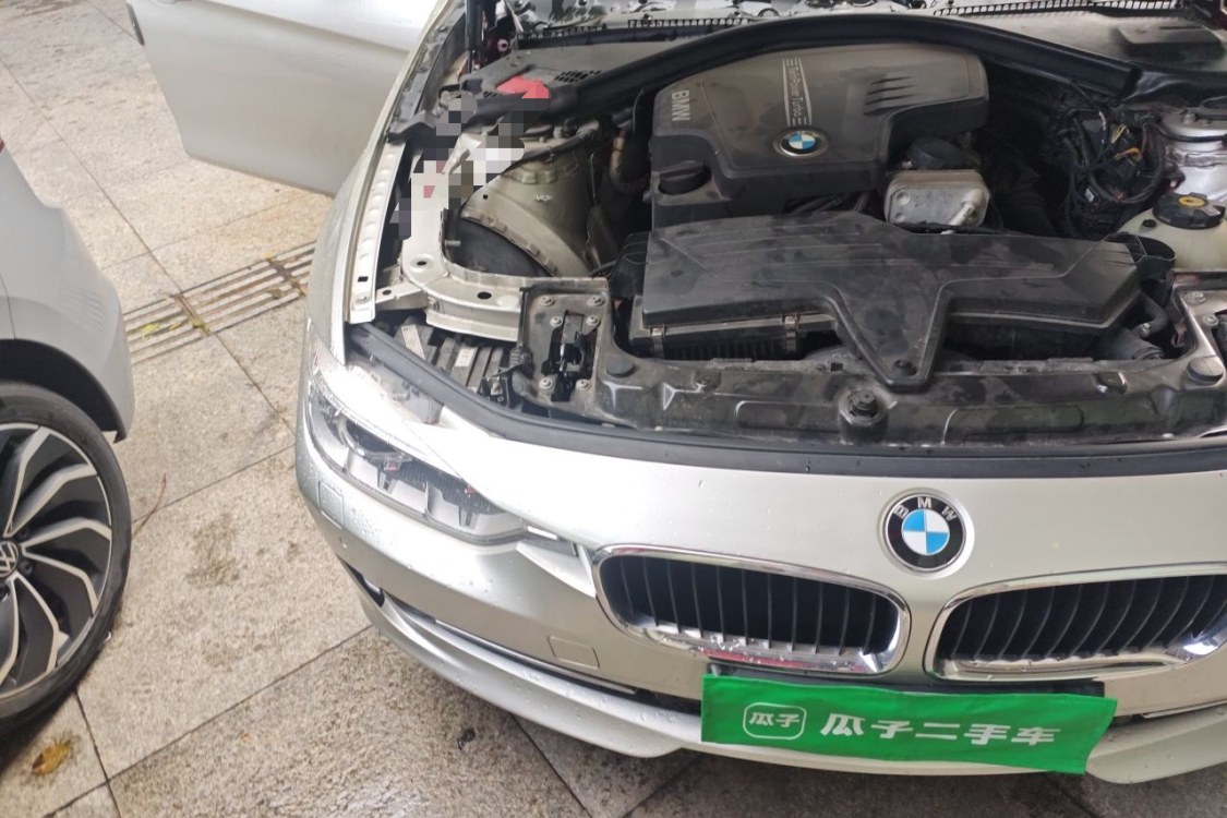 BMW 3 Series 2013 car image #11