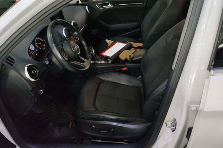 Audi A3 2019 #15 Audi A3 2019 car image #15