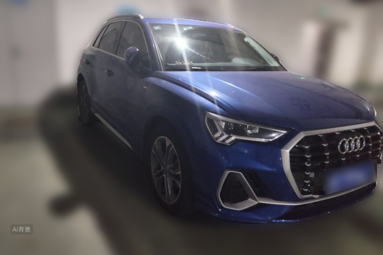Audi Q3 2021 car image #4
