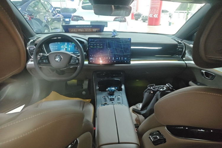 BYD Han 2025 #10 BYD Han 2025 car image #10