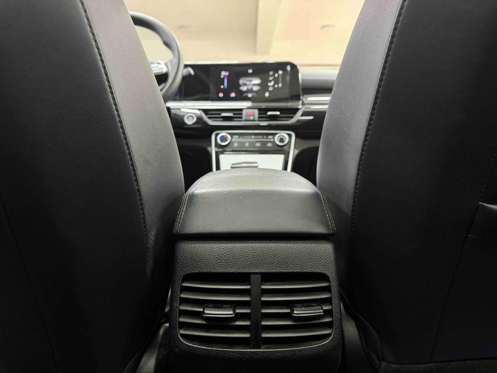 Kia Seltos 2023 image de voiture #10