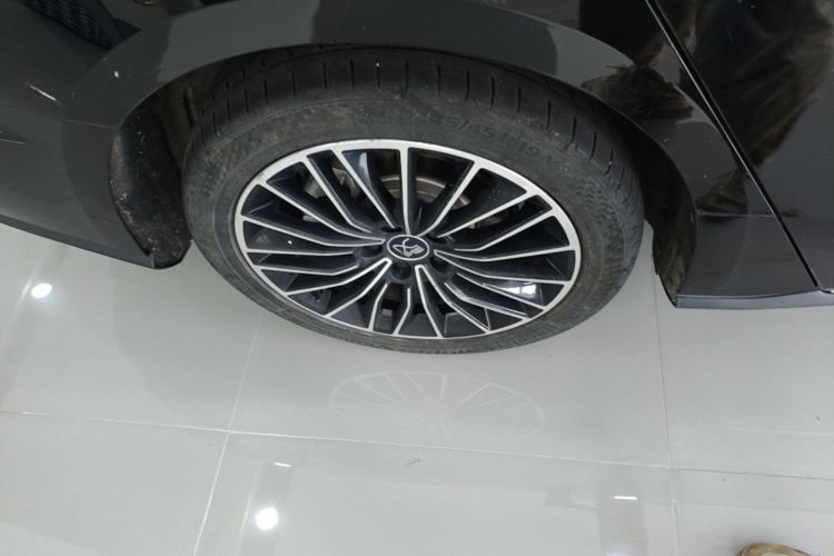 BYD Han 2022 #10 BYD Han 2022 car image #10