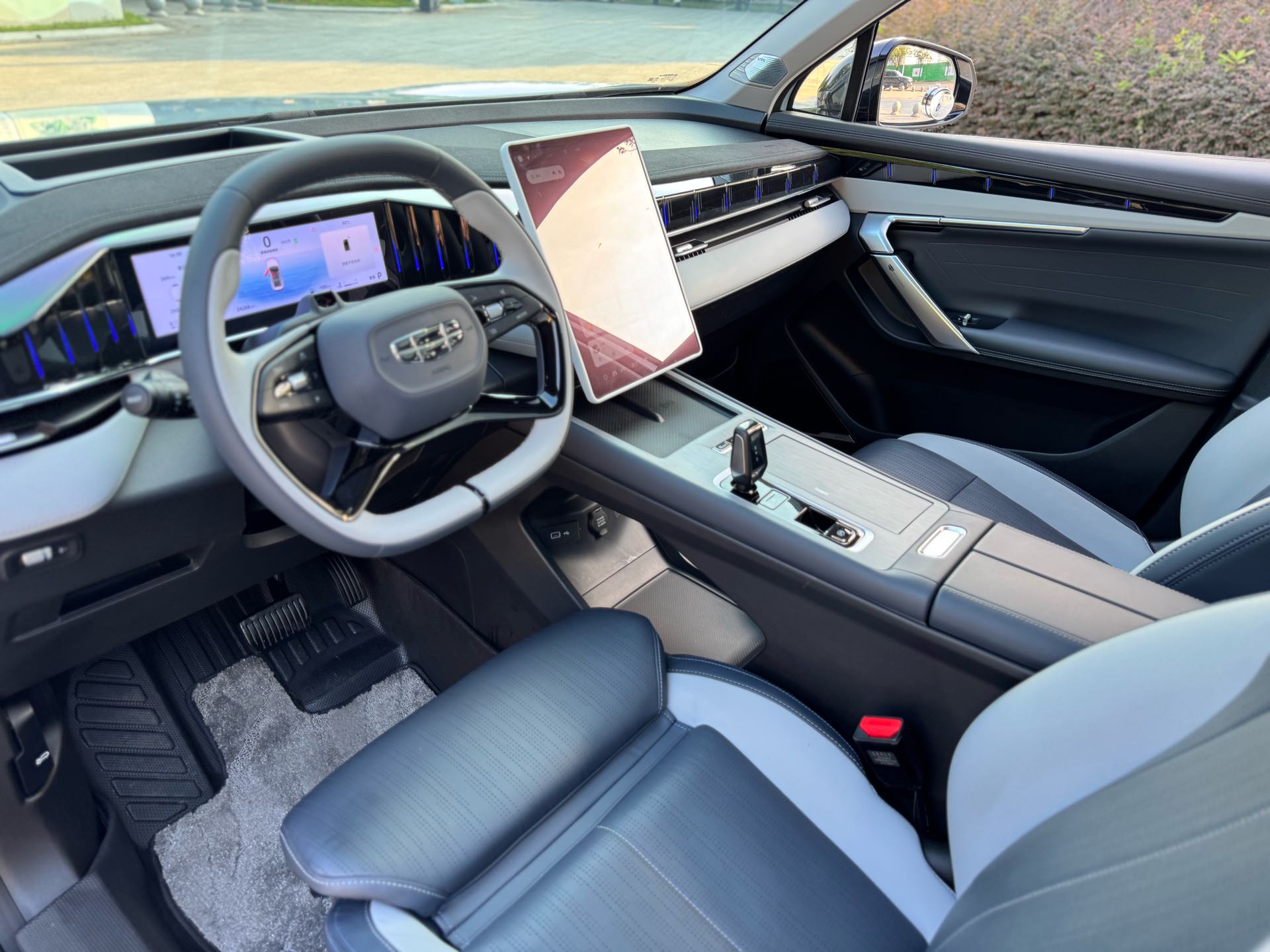GEELY Boyue L 2024 изображение автомобиля #7