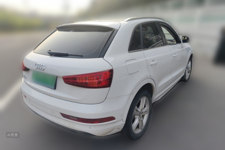 Audi Q3 2017 car image #7