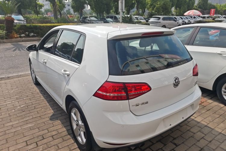 Volkswagen Golf 2016 car image #5