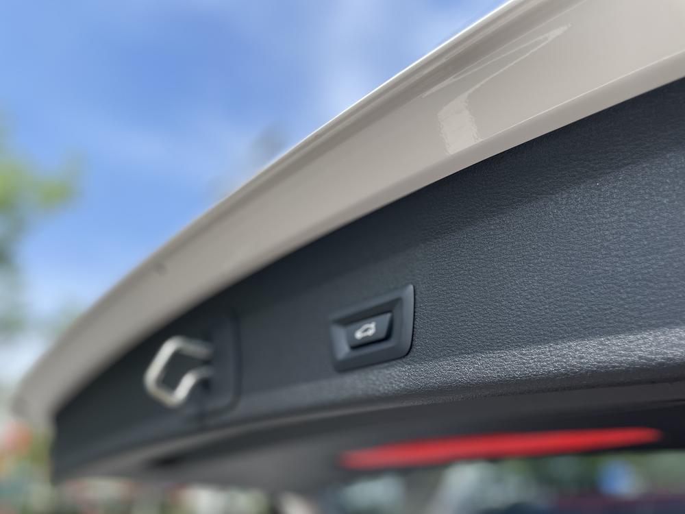 BMW X1 2021 car image #8