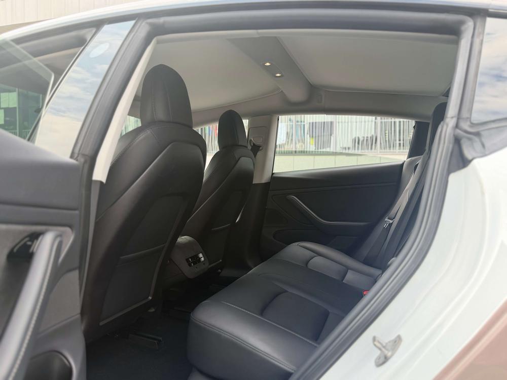 Tesla Model 3 (Imported) 2019 #19 Tesla Model 3 (Imported) 2019 car image #19