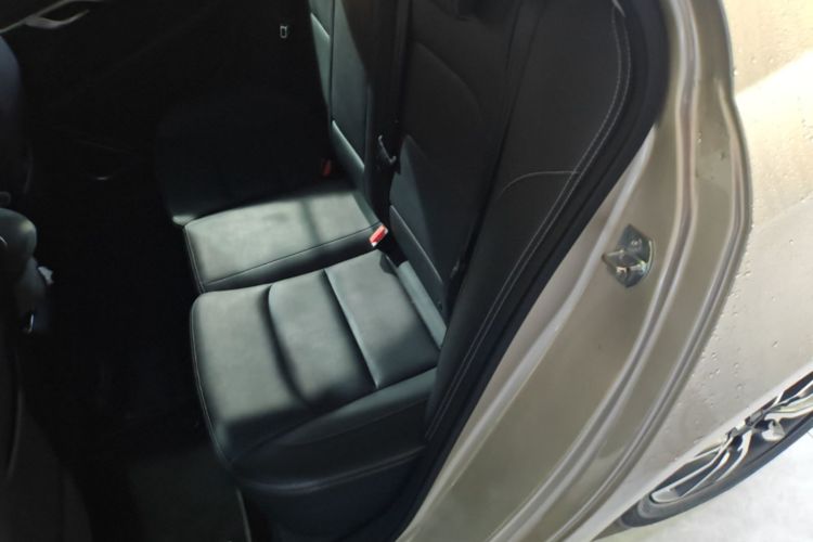 GEELY Emgrand 2020 #17 GEELY Emgrand 2020 image de voiture #17
