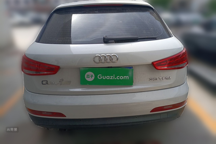 Audi Q3 2015 car image #6