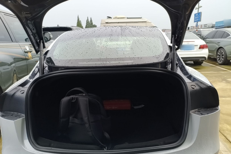 Tesla Model 3 2025 #21 Tesla Model 3 2025 car image #21