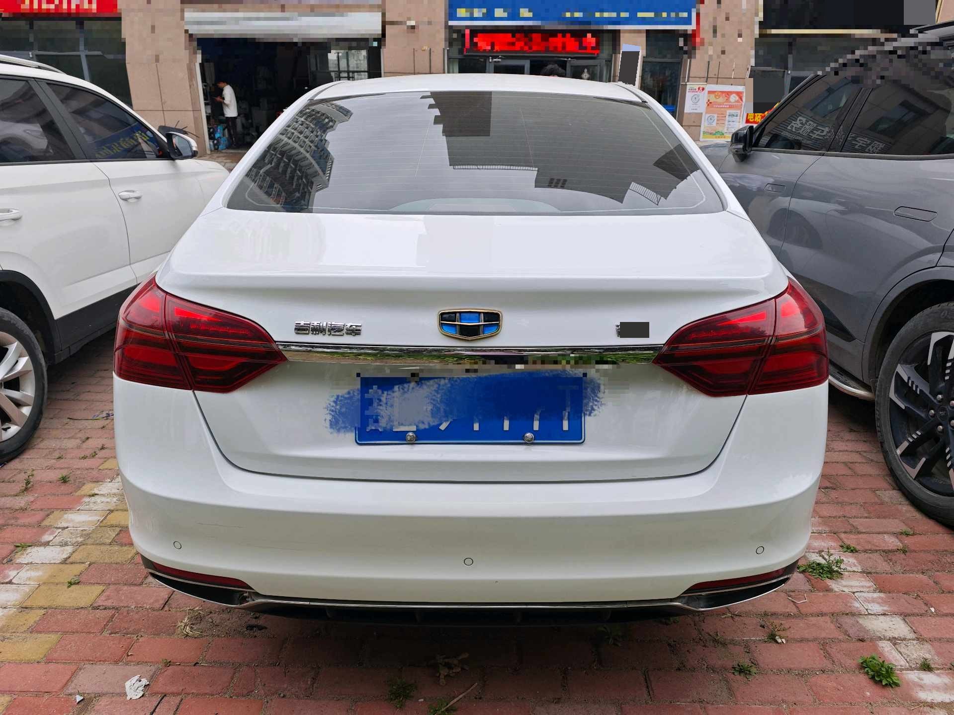 GEELY Emgrand 2019 imagen de coche #5