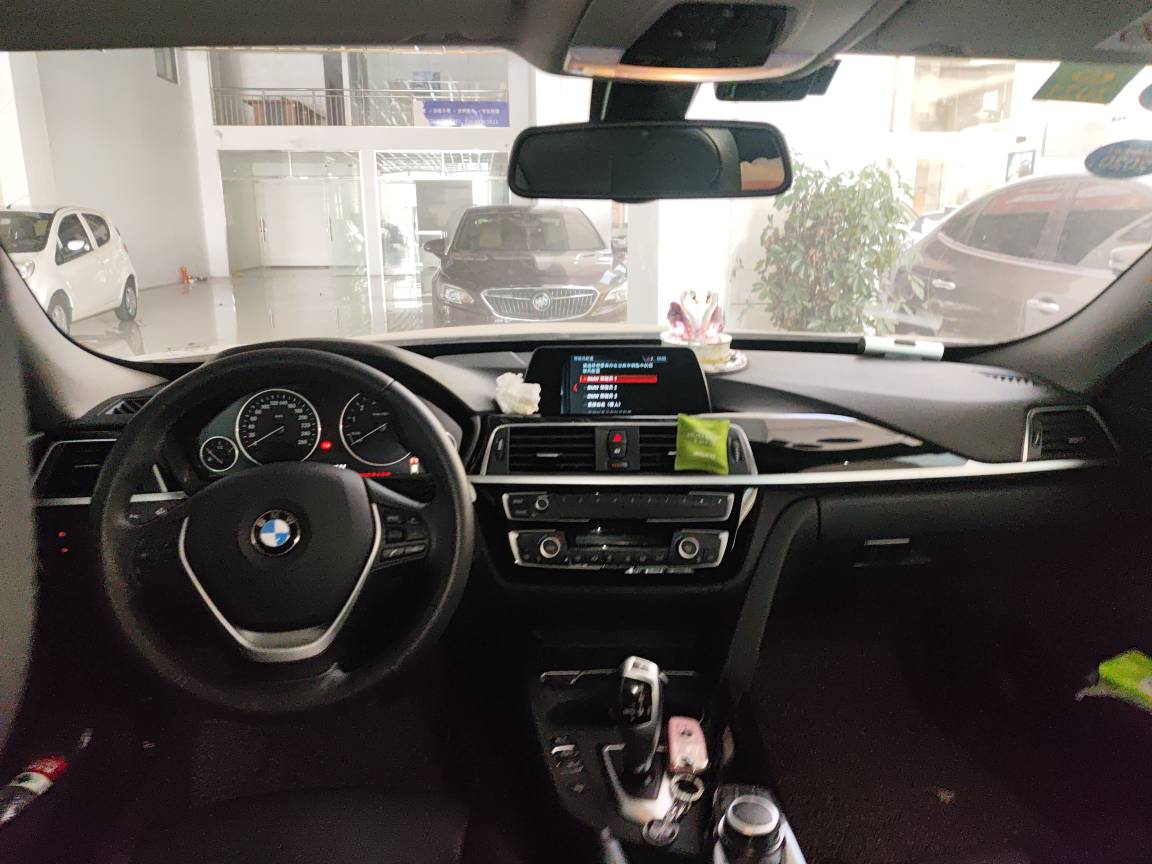 BMW 3 Series GT 2019 car image #5