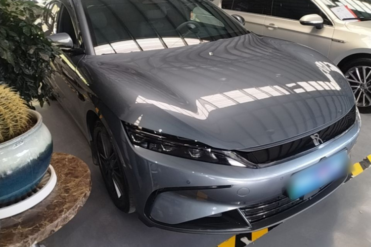BYD Han 2025 #4 BYD Han 2025 immagine di auto #4