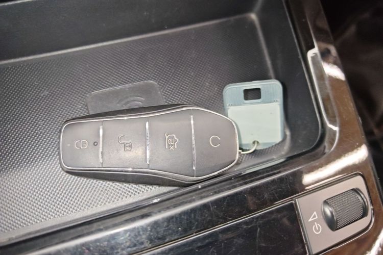 BYD Yuan Pro 2022 car image #9