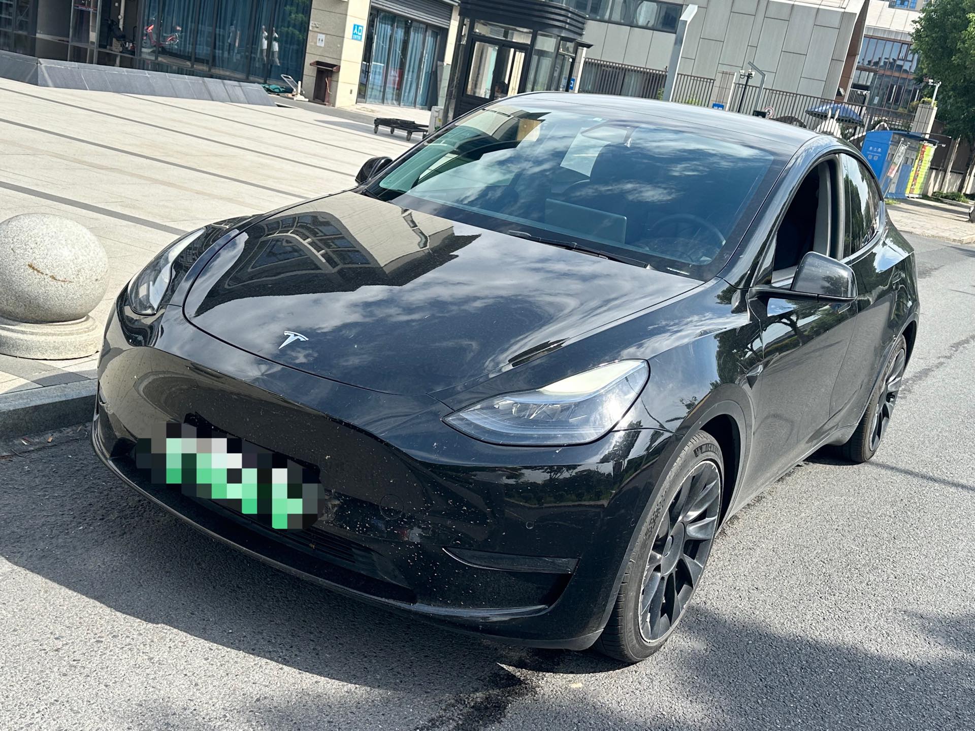 Tesla Model Y 2021 Tesla Model Y 2021 car image