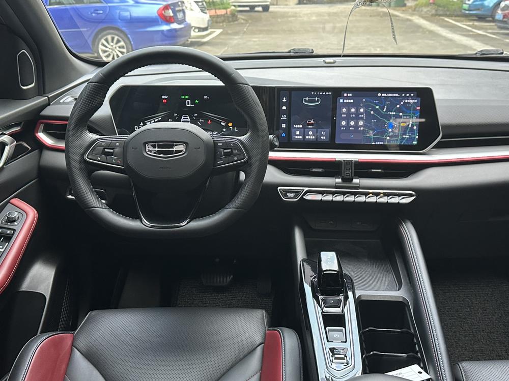 GEELY Coolray 2023 #14 GEELY Coolray 2023 car image #14