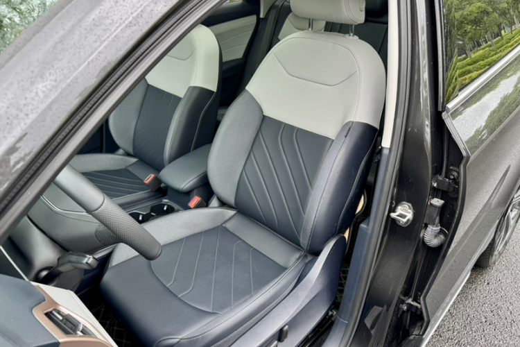Volkswagen Tharu 2024 car image #21