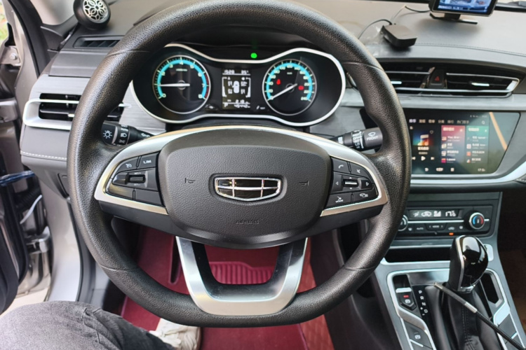 GEELY Emgrand 2021 car image #15