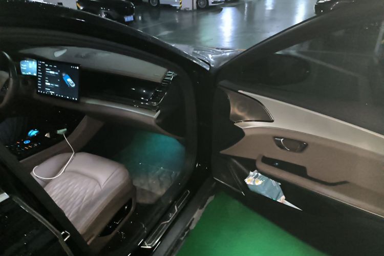 BYD Han 2025 image de voiture #25