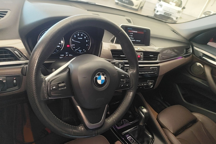 BMW X1 2019 #10 BMW X1 2019 car image #10