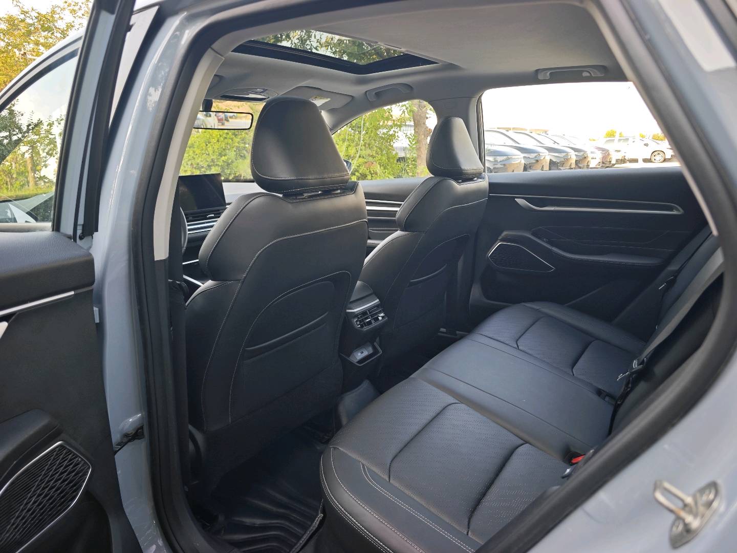 GEELY Emgrand 2024 #5 GEELY Emgrand 2024 image de voiture #5