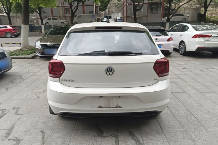 Volkswagen Polo 2021 car image #6