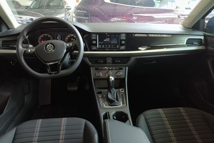Volkswagen Lavida 2019 #10 Volkswagen Lavida 2019 car image #10
