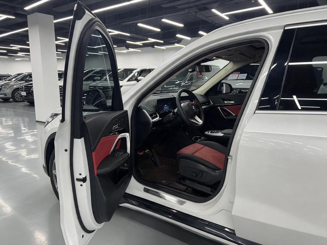 BMW X1 2023 #8 BMW X1 2023 صورة سيارة #8