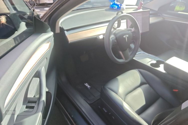 Tesla Model 3 2021 #18 Tesla Model 3 2021 car image #18