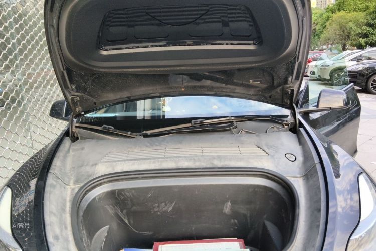 Tesla Model Y 2023 immagine di auto #22