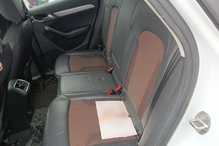 Audi Q3 2017 #17 Audi Q3 2017 car image #17