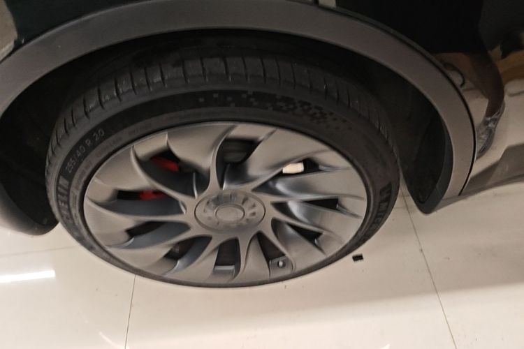 Tesla Model Y 2021 #10 Tesla Model Y 2021 car image #10