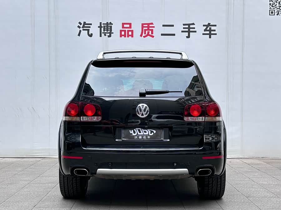 Volkswagen Touareg 2010 immagine di auto #8