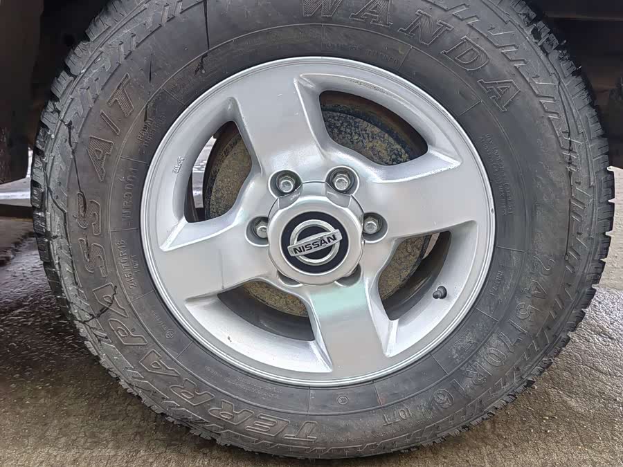 日产 日产帕拉丁 2013 汽车图片 #8