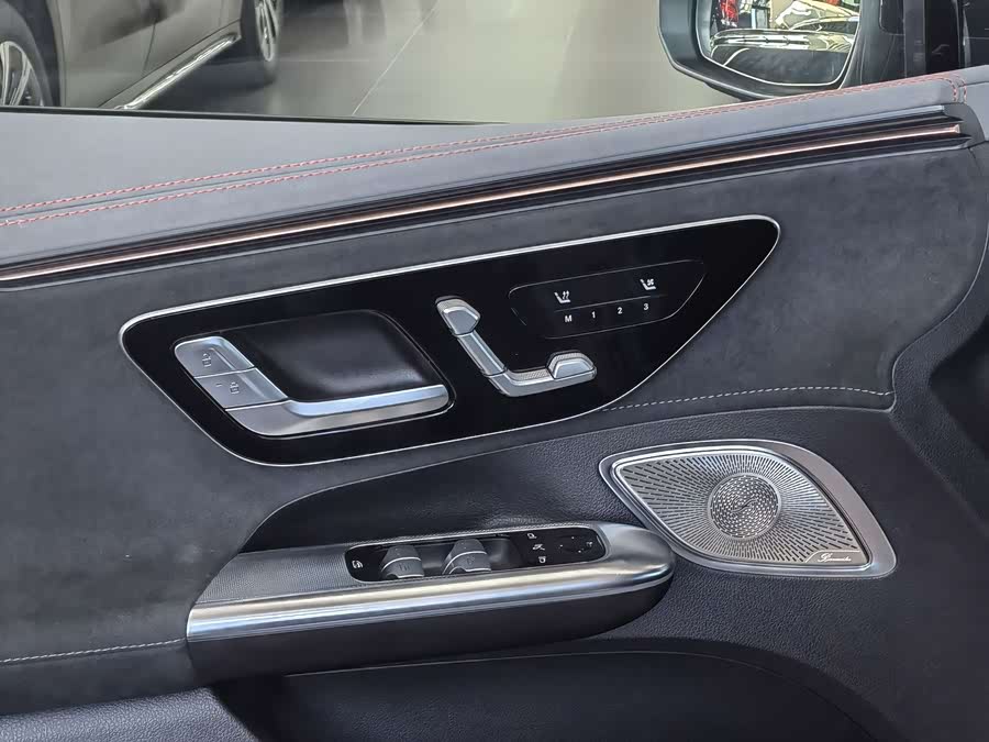 Mercedes-Benz EQE AMG 2023 #8 Mercedes-Benz EQE AMG 2023 car image #8