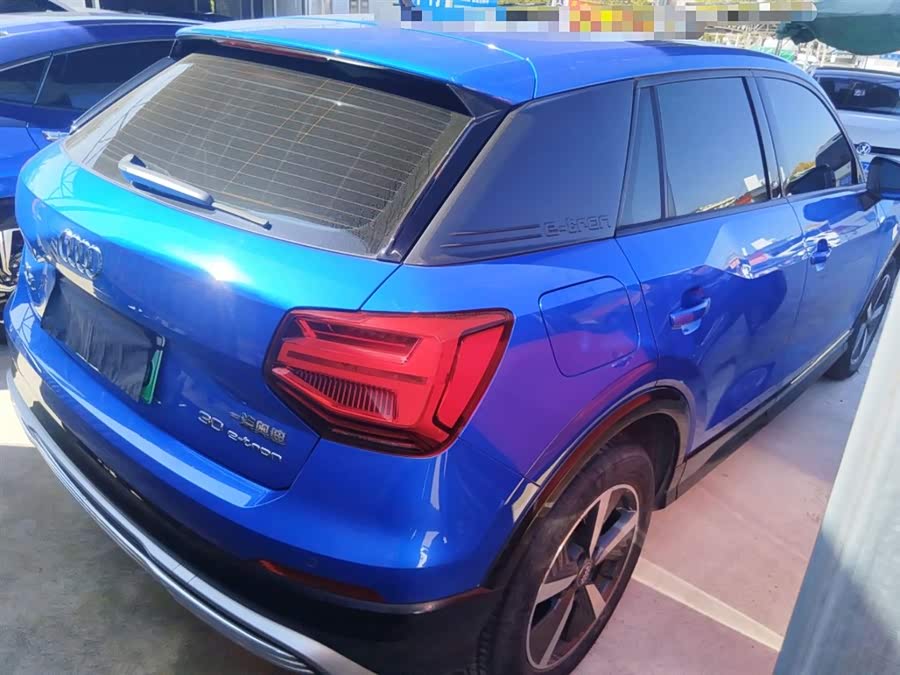Audi Q2L e-tron 2020 car image #8