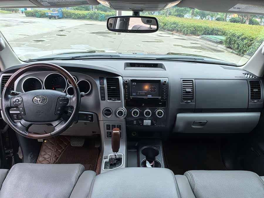 Toyota Sequoia 2013 #8 Toyota Sequoia 2013 immagine di auto #8