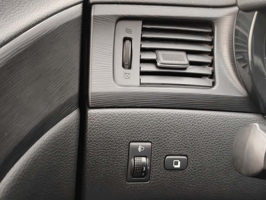 日产 骐达TIIDA 2013 汽车图片 #8