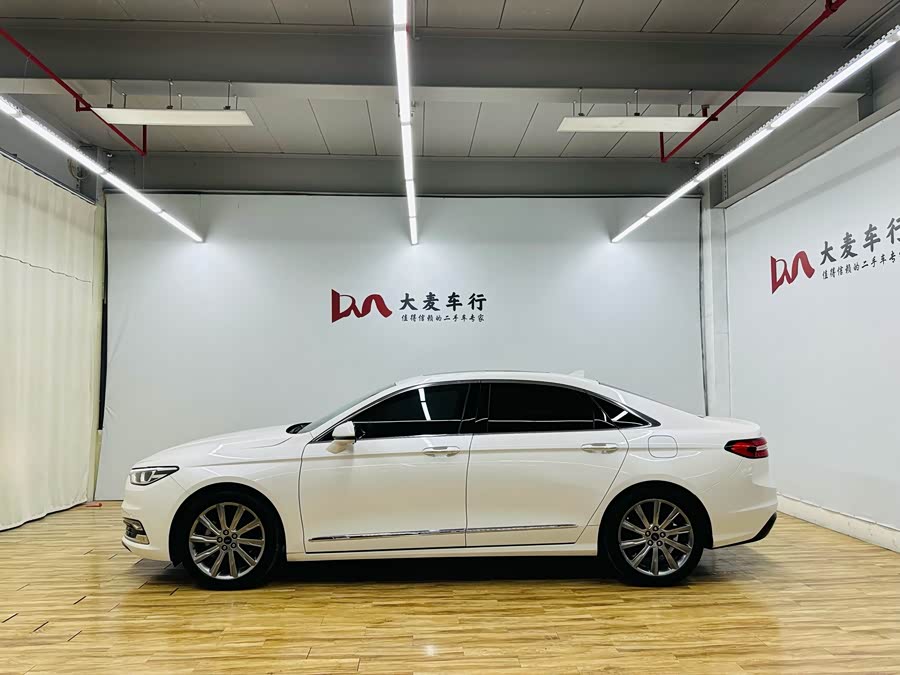 Ford Taurus 2021 car image #8