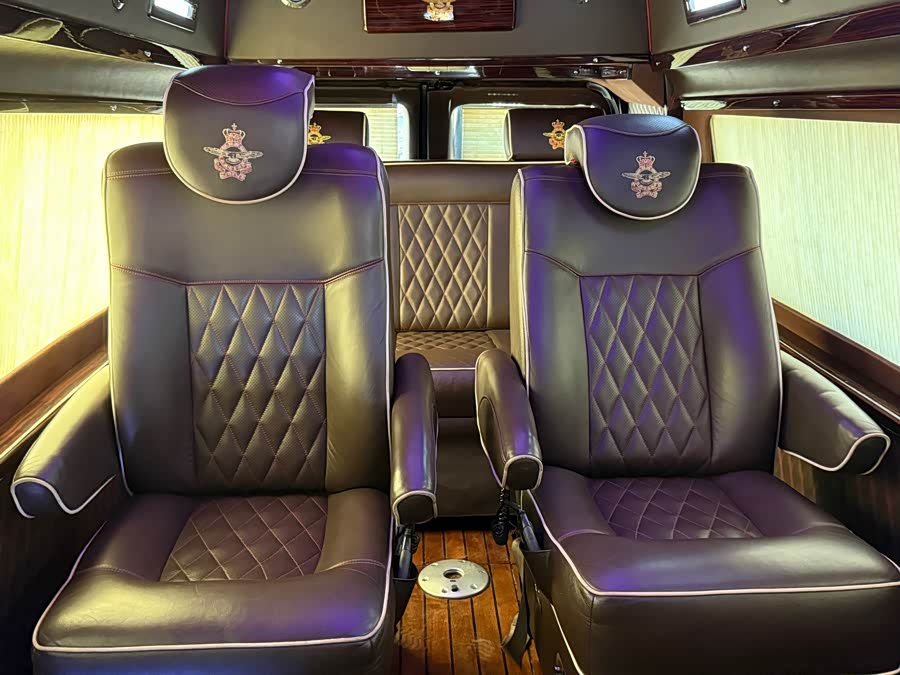 Ford E350 2015 car image #8