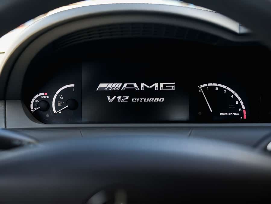 Mercedes-Benz CL Class 2010 car image #8