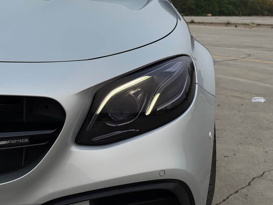 Mercedes-Benz E AMG 2019 immagine di auto #8