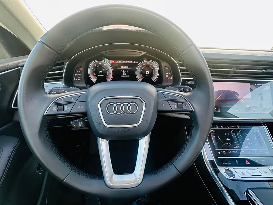 Audi Q8 2024 #8 Audi Q8 2024 car image #8