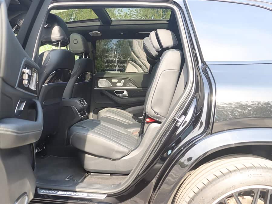 Mercedes-Benz GLS AMG 2024 car image #8